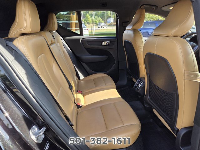 Used 2019 Volvo XC40 T5 Momentum AWD/4WD image 16