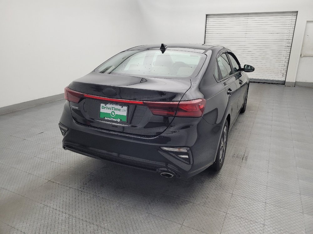 Used 2019 Kia Forte LXS FWD image 7