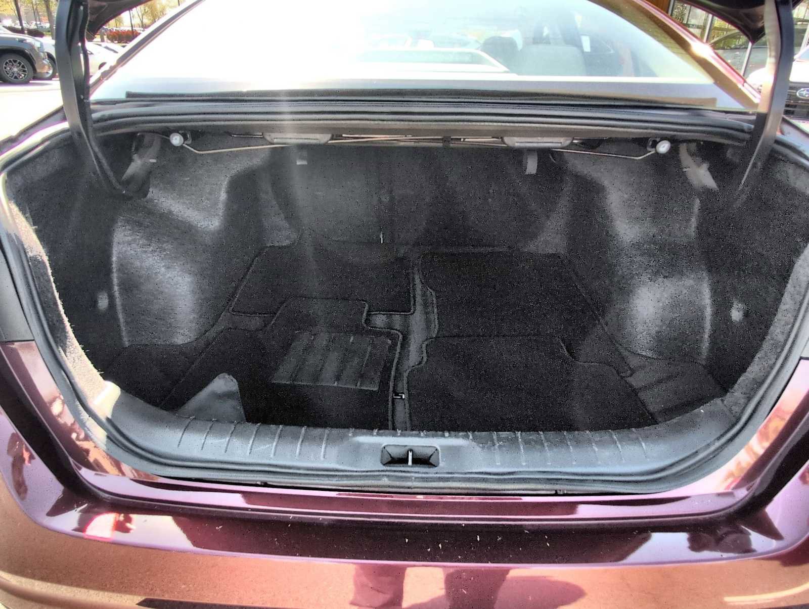 Used 2024 Nissan Altima 2.5 SV image 31