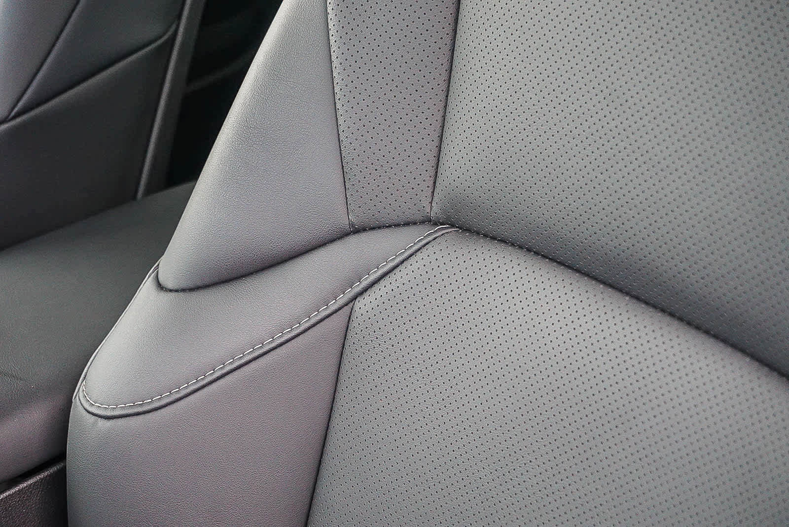 Used 2025 Lexus ES 350 w/ Accessory Package (Z2) FWD image 20