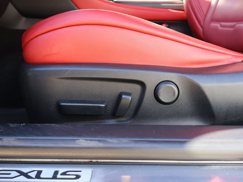 Used 2019 Lexus RC 350 F Sport w/ All Weather Package AWD/4WD image 16
