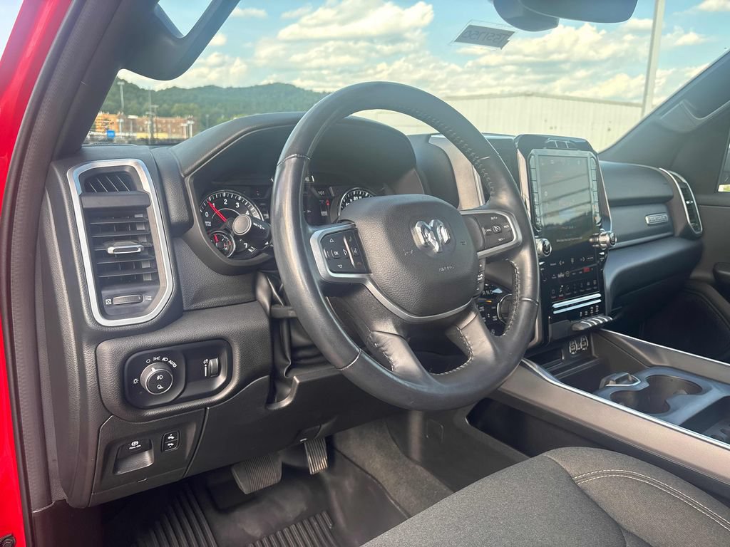 Used 2023 RAM 1500 Big Horn AWD/4WD image 11