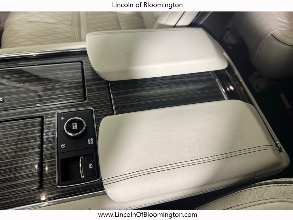 Certified 2022 Lincoln Navigator L Black Label AWD/4WD image 31