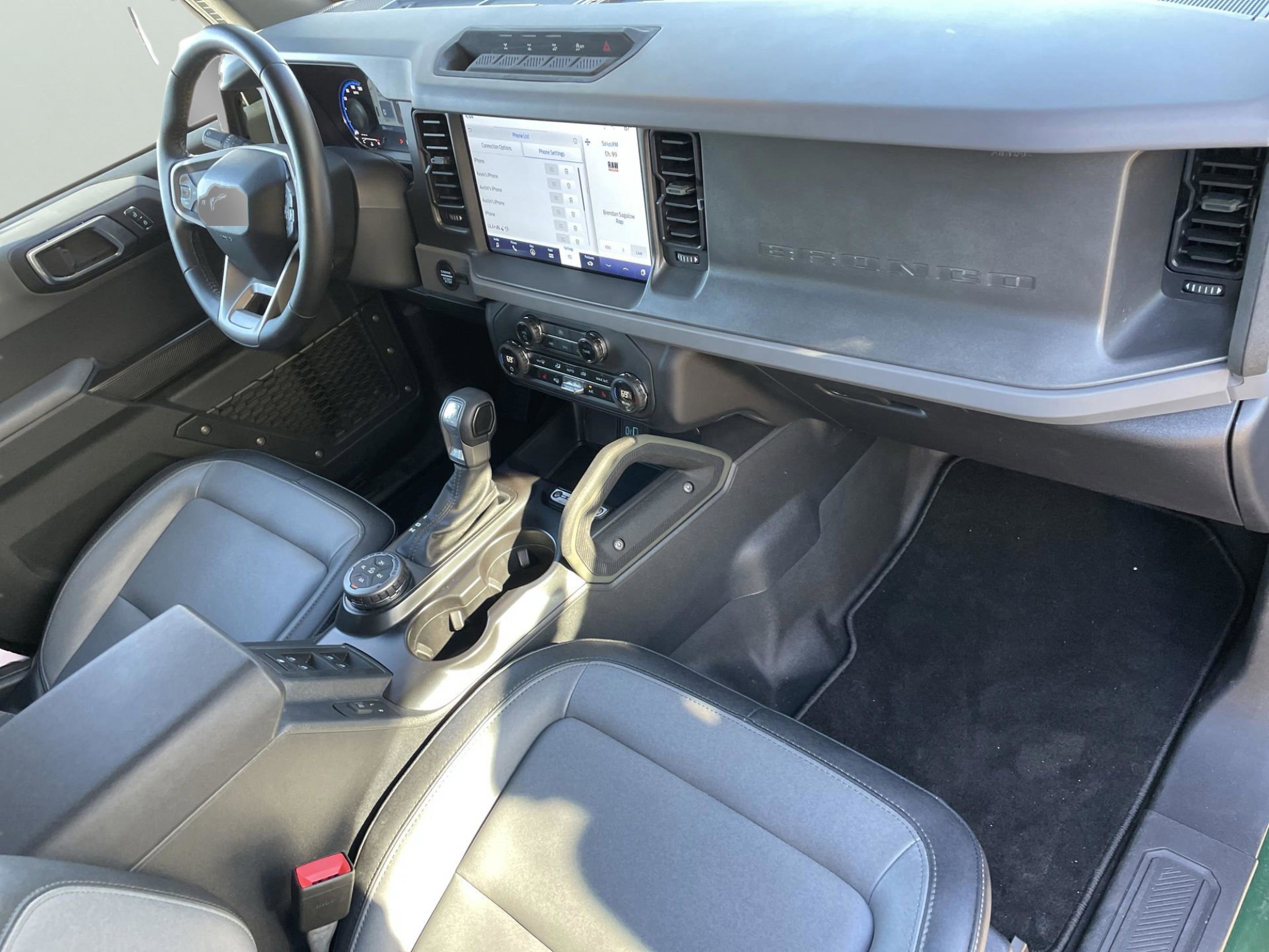 Used 2024 Ford Bronco Everglades image 34