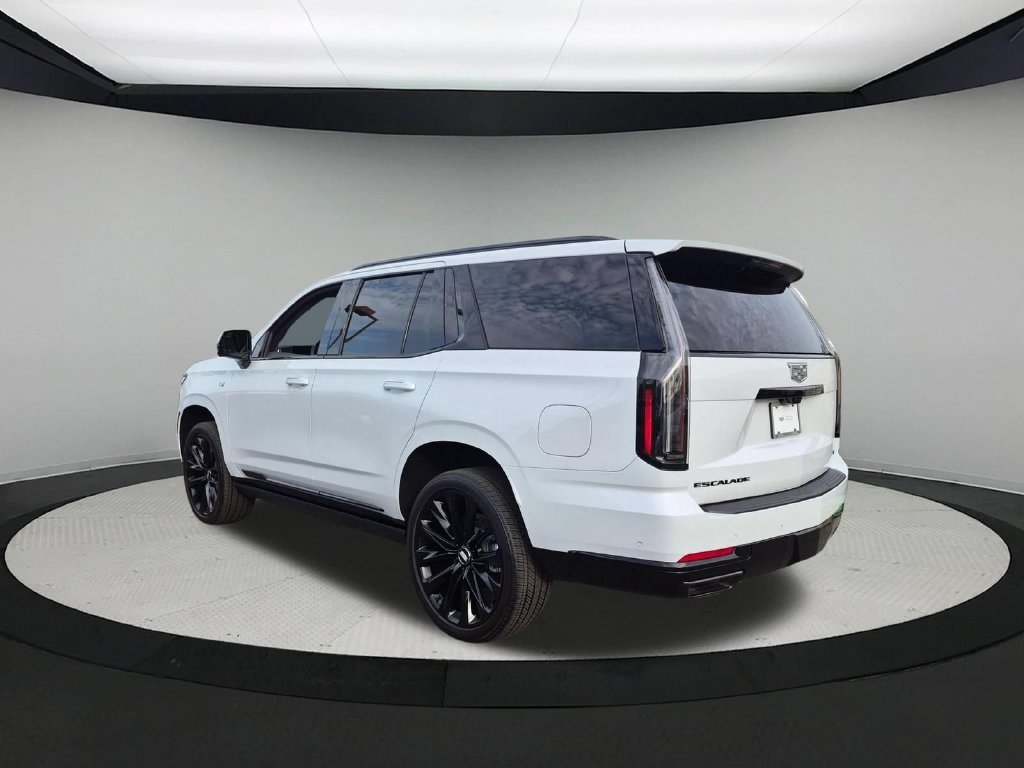 Certified 2026 Cadillac Escalade Platinum Sport w/ LPO, ONYX Package AWD/4WD image 3