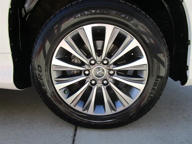 Used 2021 Lexus GX 460 Luxury w/ Off Road Package AWD/4WD image 32