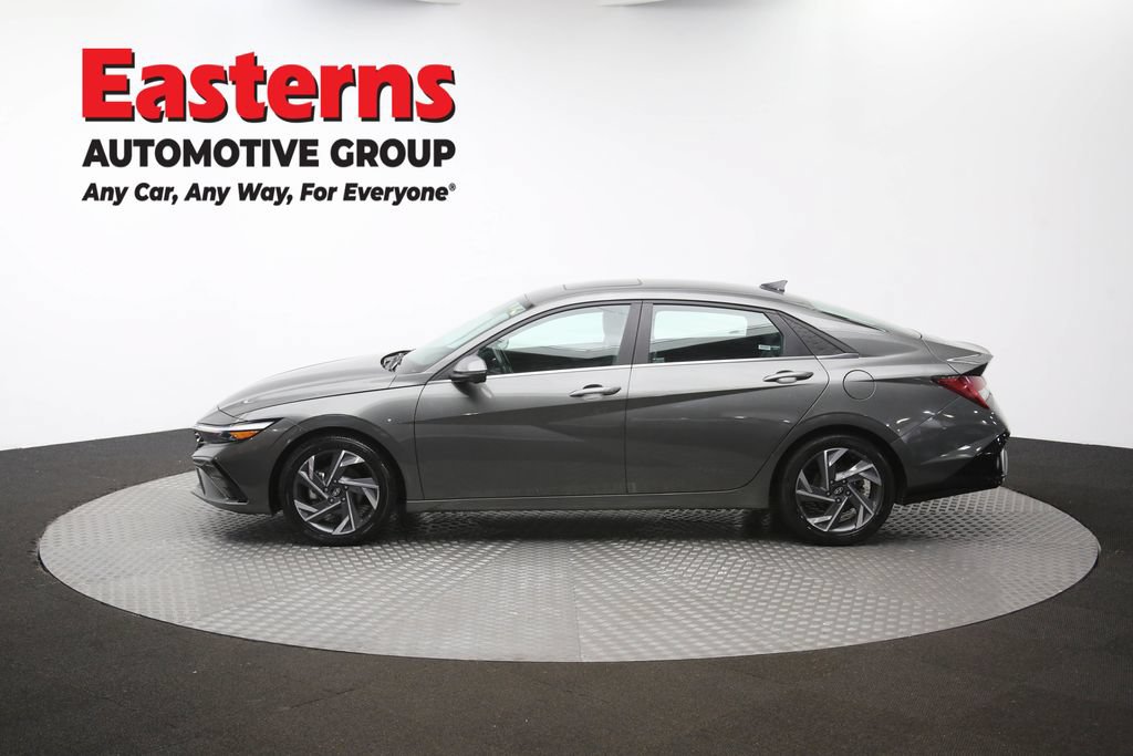 Used 2024 Hyundai Elantra Limited FWD image 62