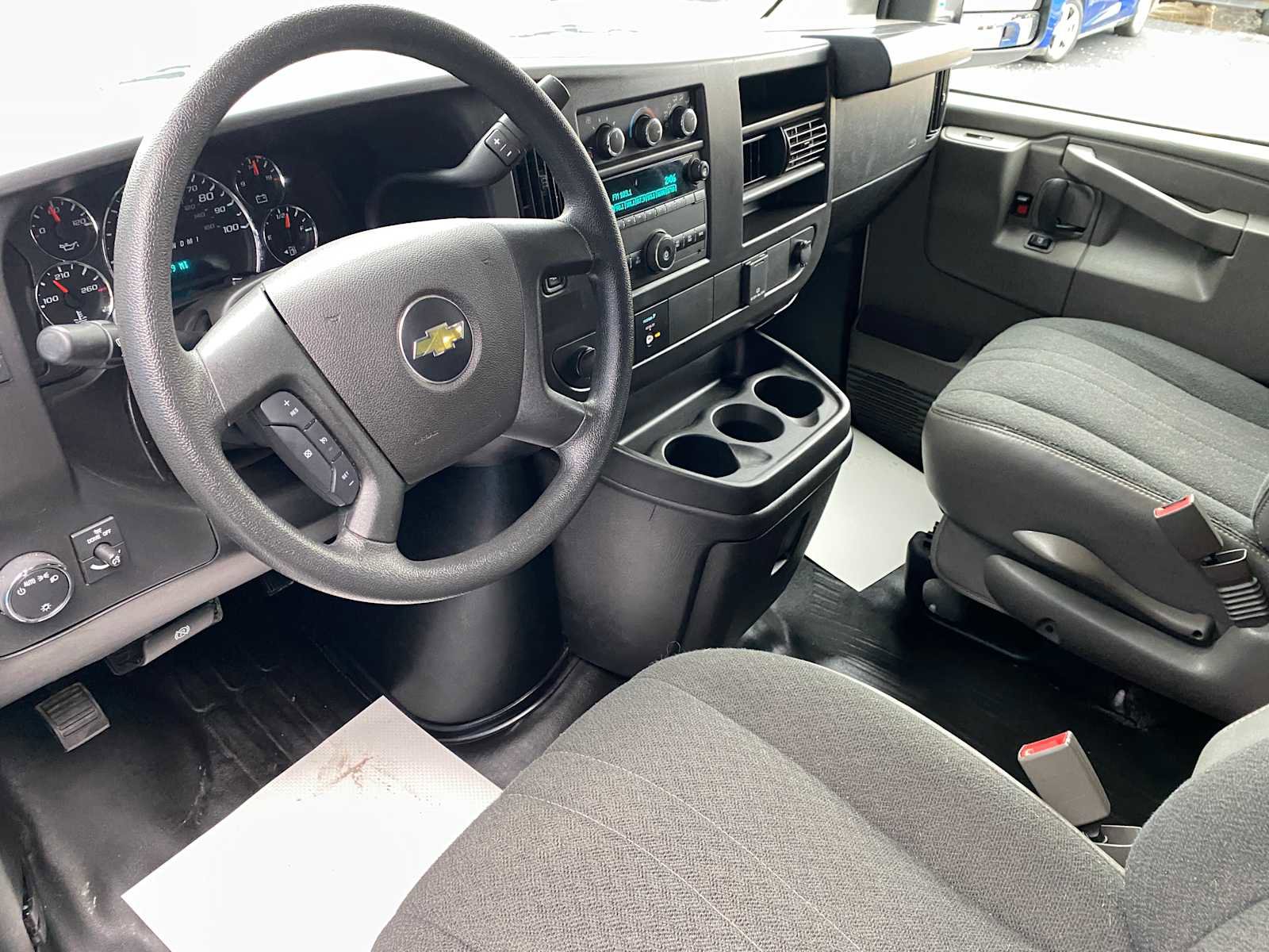 Used 2024 Chevrolet Express 2500 w/ Driver Convenience Package image 7