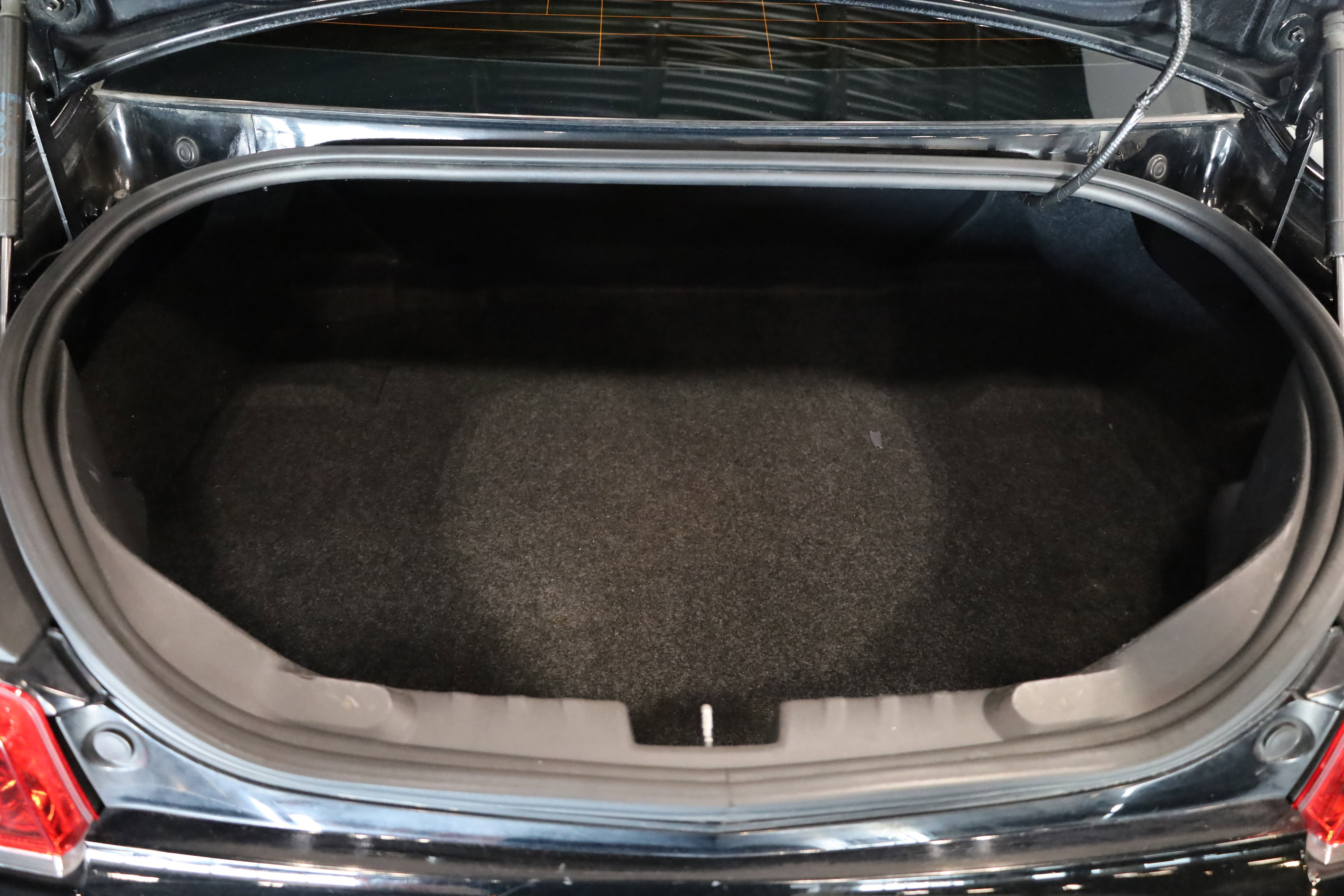 Used 2015 Chevrolet Camaro SS w/ RS Package image 7