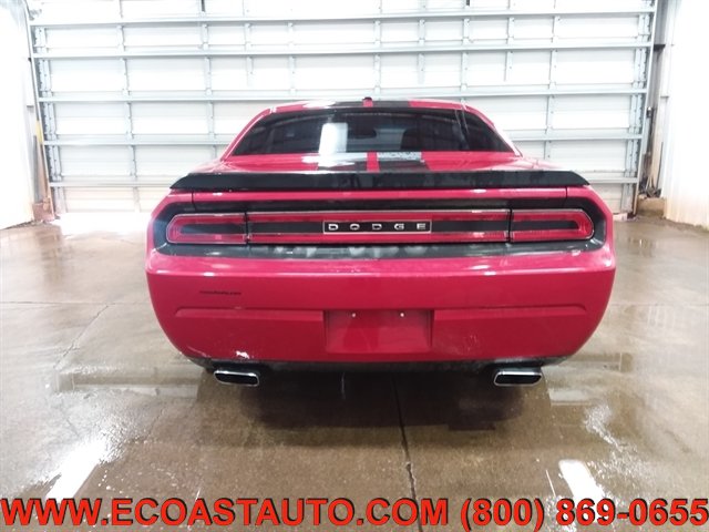 Used 2012 Dodge Challenger R/T RWD image 8