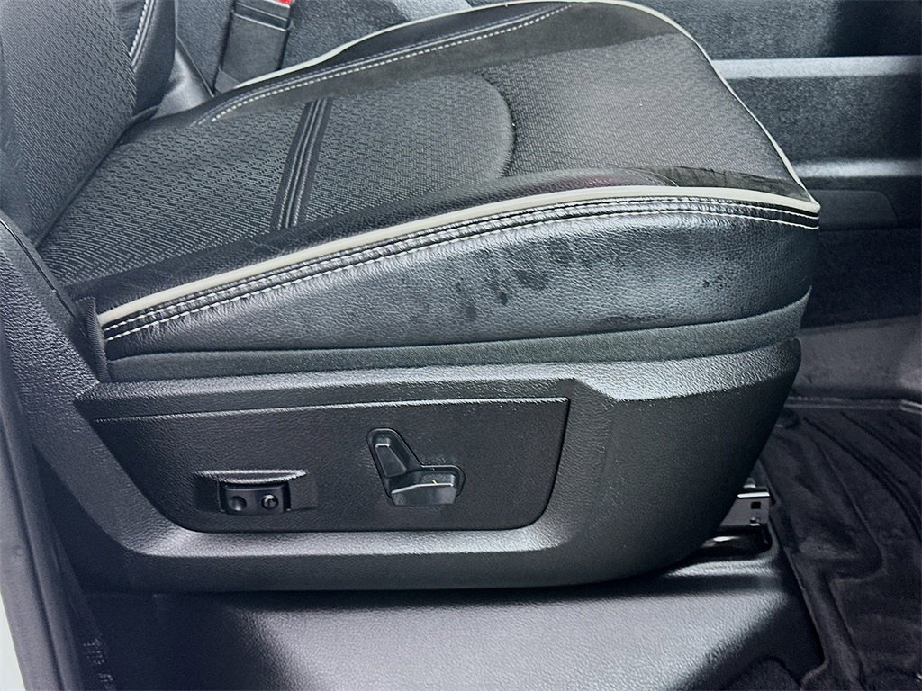 Used 2024 RAM 3500 Laramie w/ Night Edition image 23