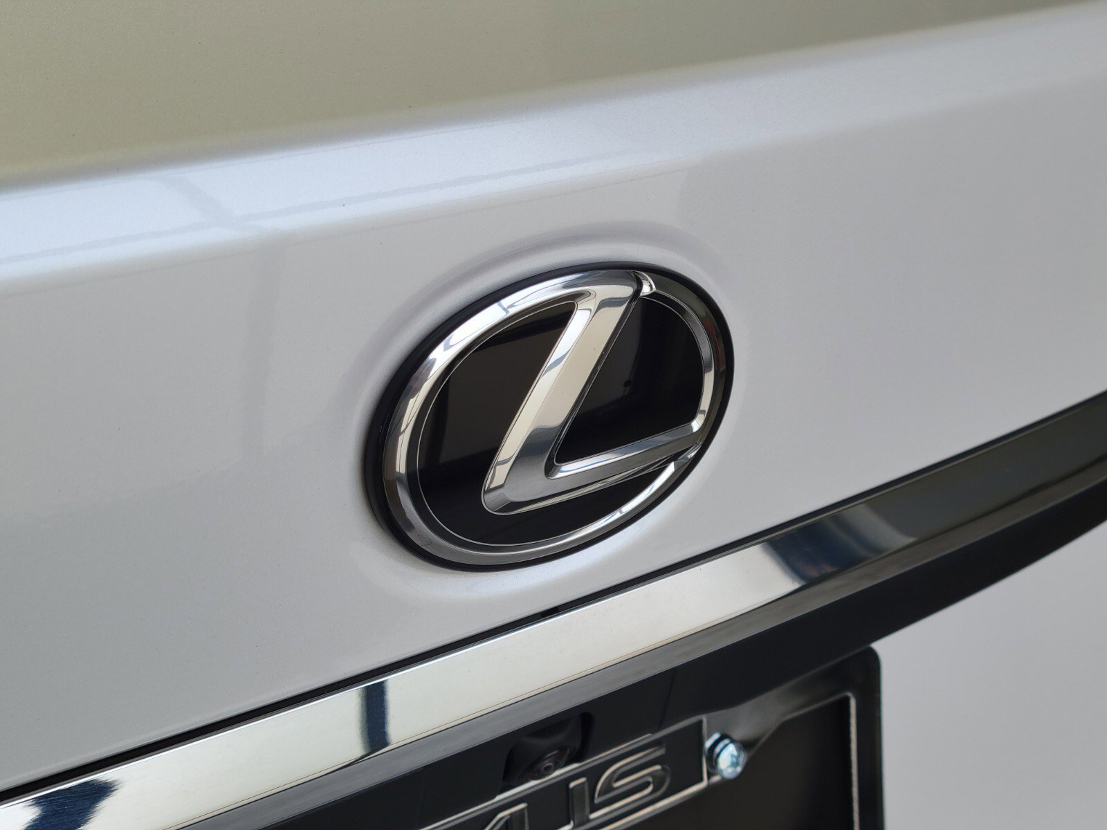 Certified 2025 Lexus ES 350 image 5