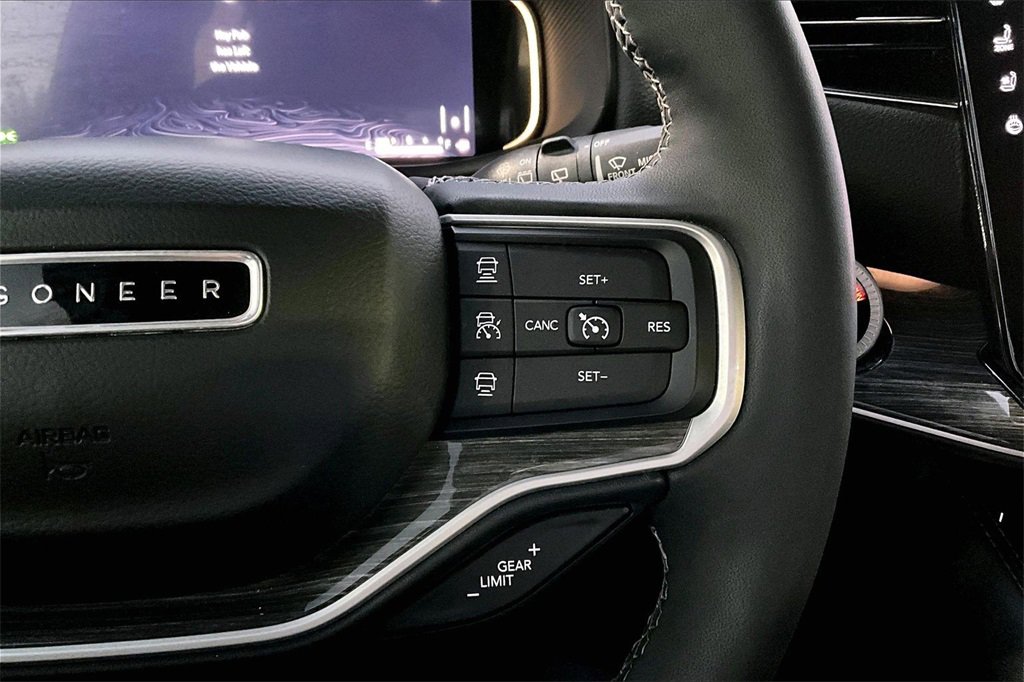 Used 2022 Jeep Wagoneer Series II image 20