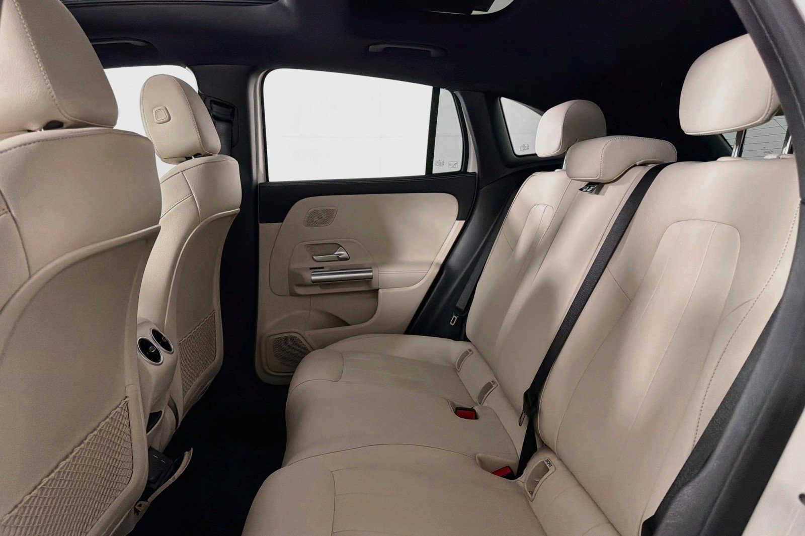 Certified 2026 Mercedes-Benz GLA 250 image 9