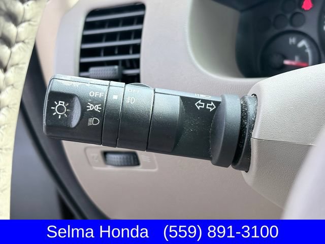 Used 2016 Nissan Frontier SV w/ SV Value Truck Package AWD/4WD image 14