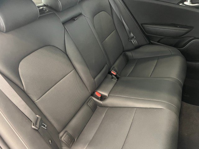 Used 2022 Kia Stinger GT-Line AWD/4WD image 32