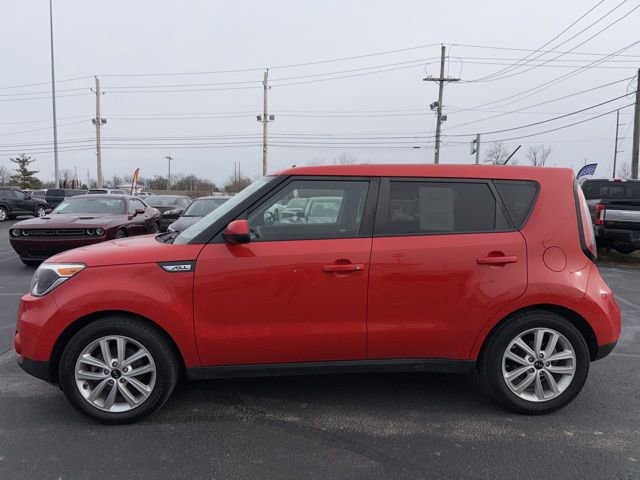 Used 2018 Kia Soul + image 4