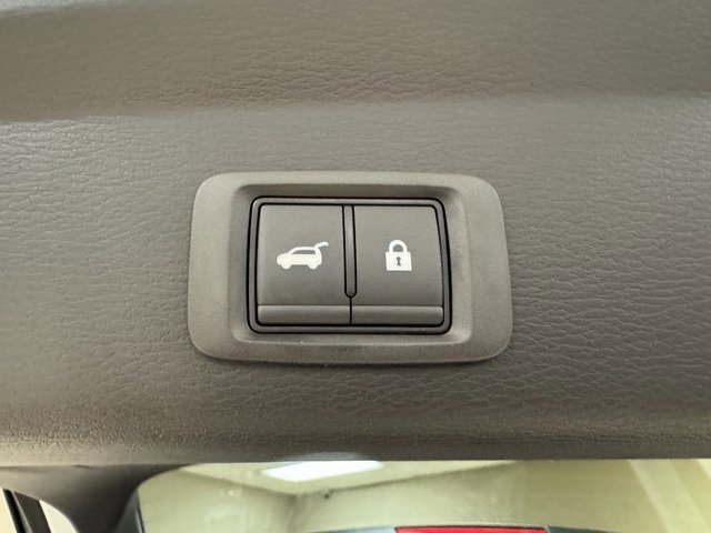 New 2025 Mitsubishi Outlander SE image 26