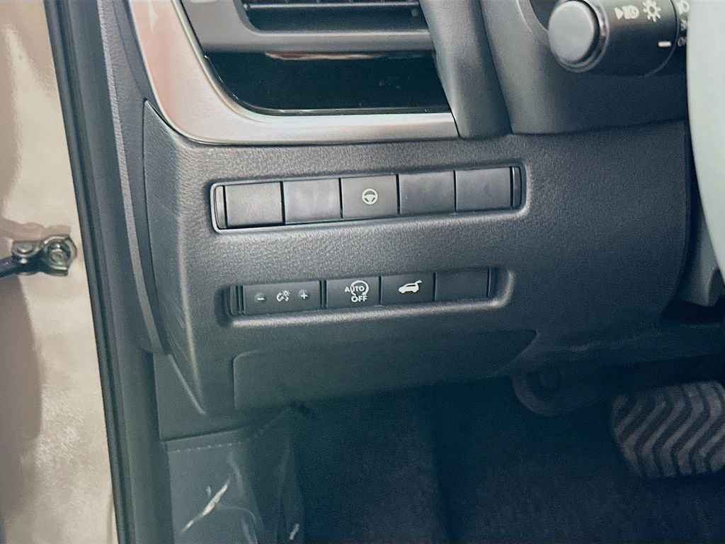 New 2026 Nissan Rogue SV image 15