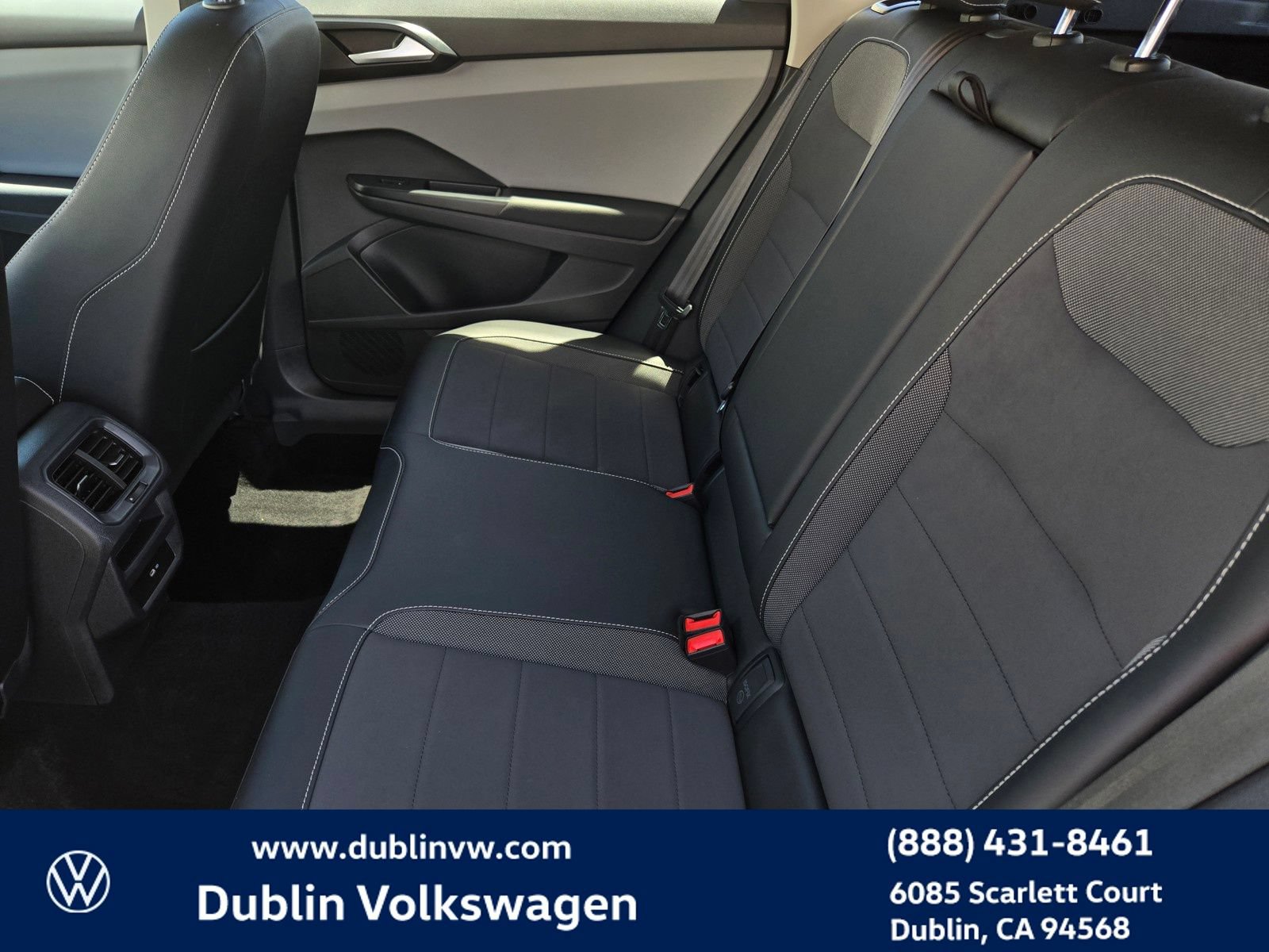 Used 2022 Volkswagen Taos SE AWD/4WD image 11