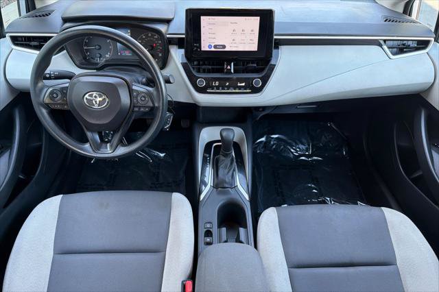 Certified 2023 Toyota Corolla LE FWD image 3