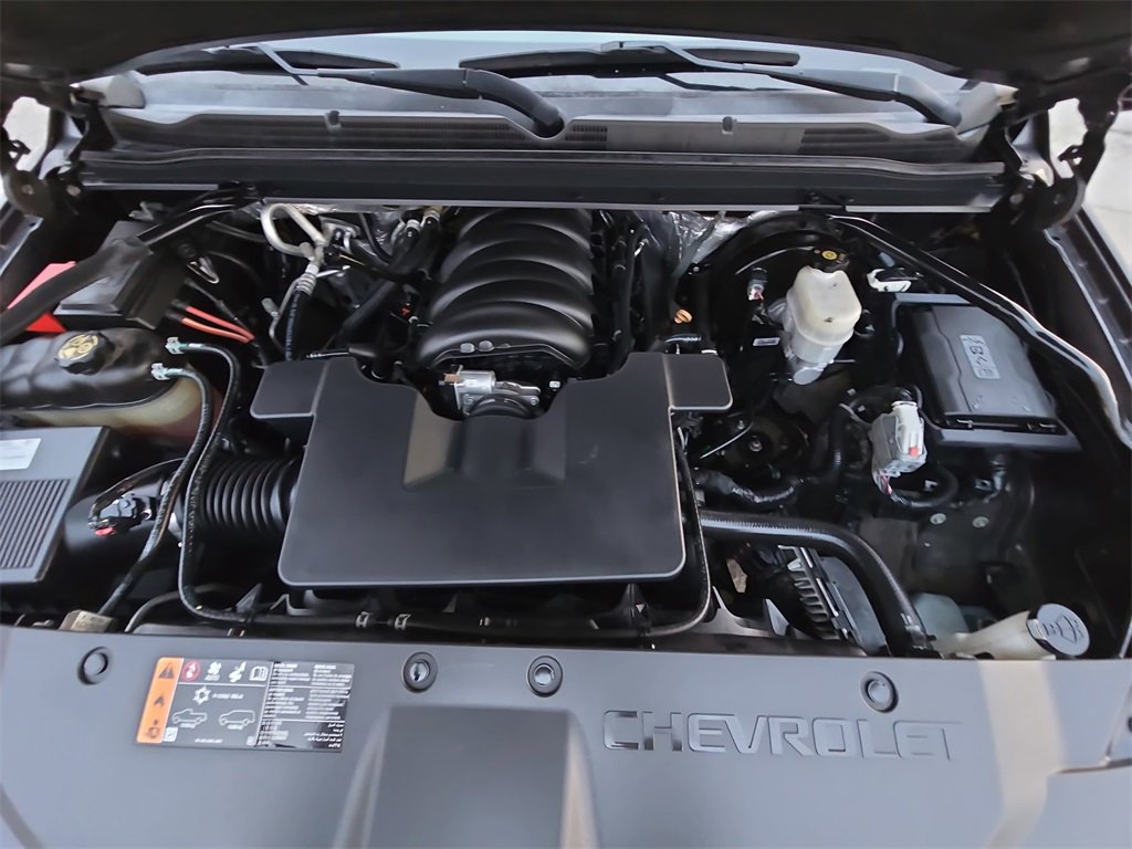 Used 2017 Chevrolet Suburban LT image 26