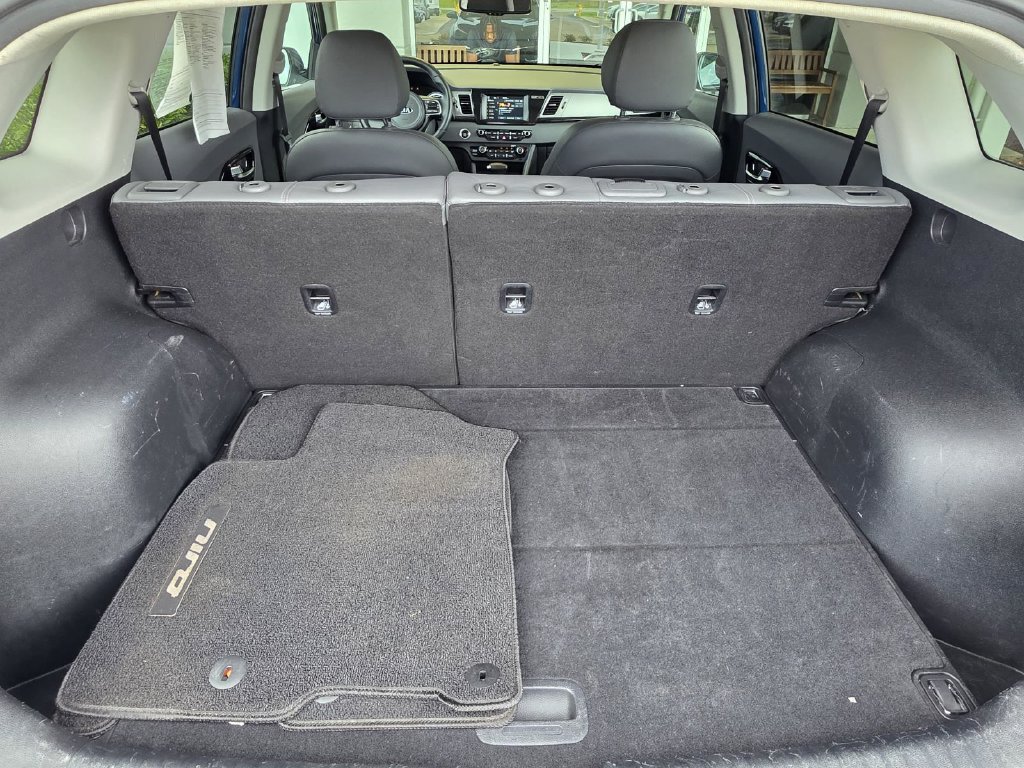 Used 2019 Kia Niro EX FWD image 11