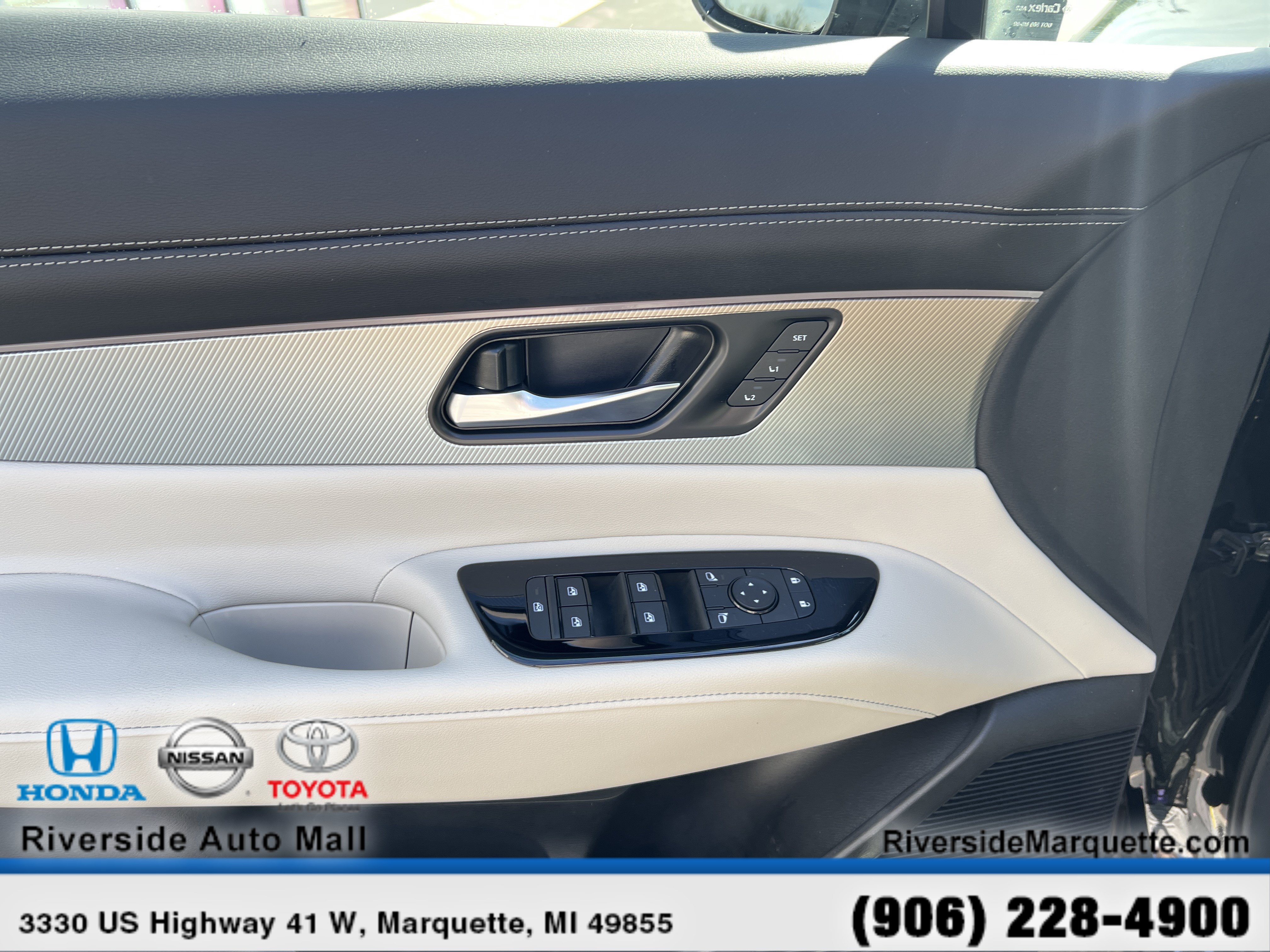 Used 2026 Nissan Murano SL AWD/4WD image 25