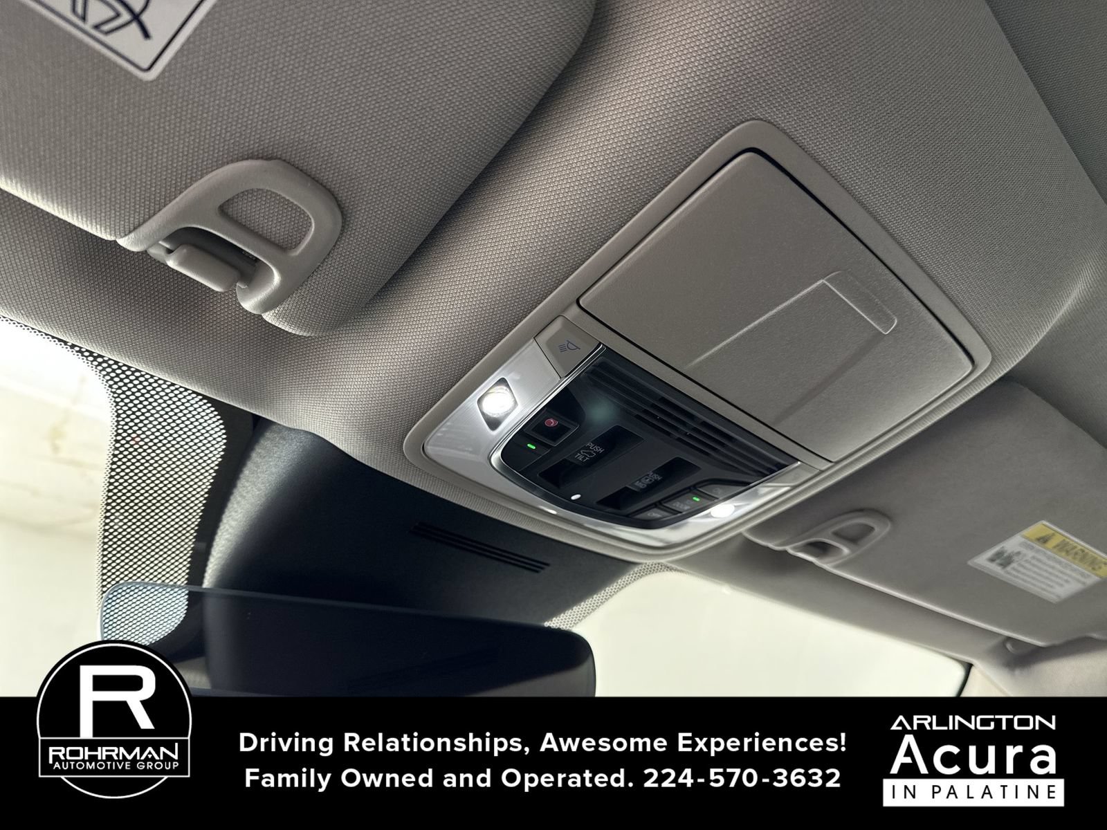 Certified 2025 Acura MDX w/ Technology Package FWD image 11