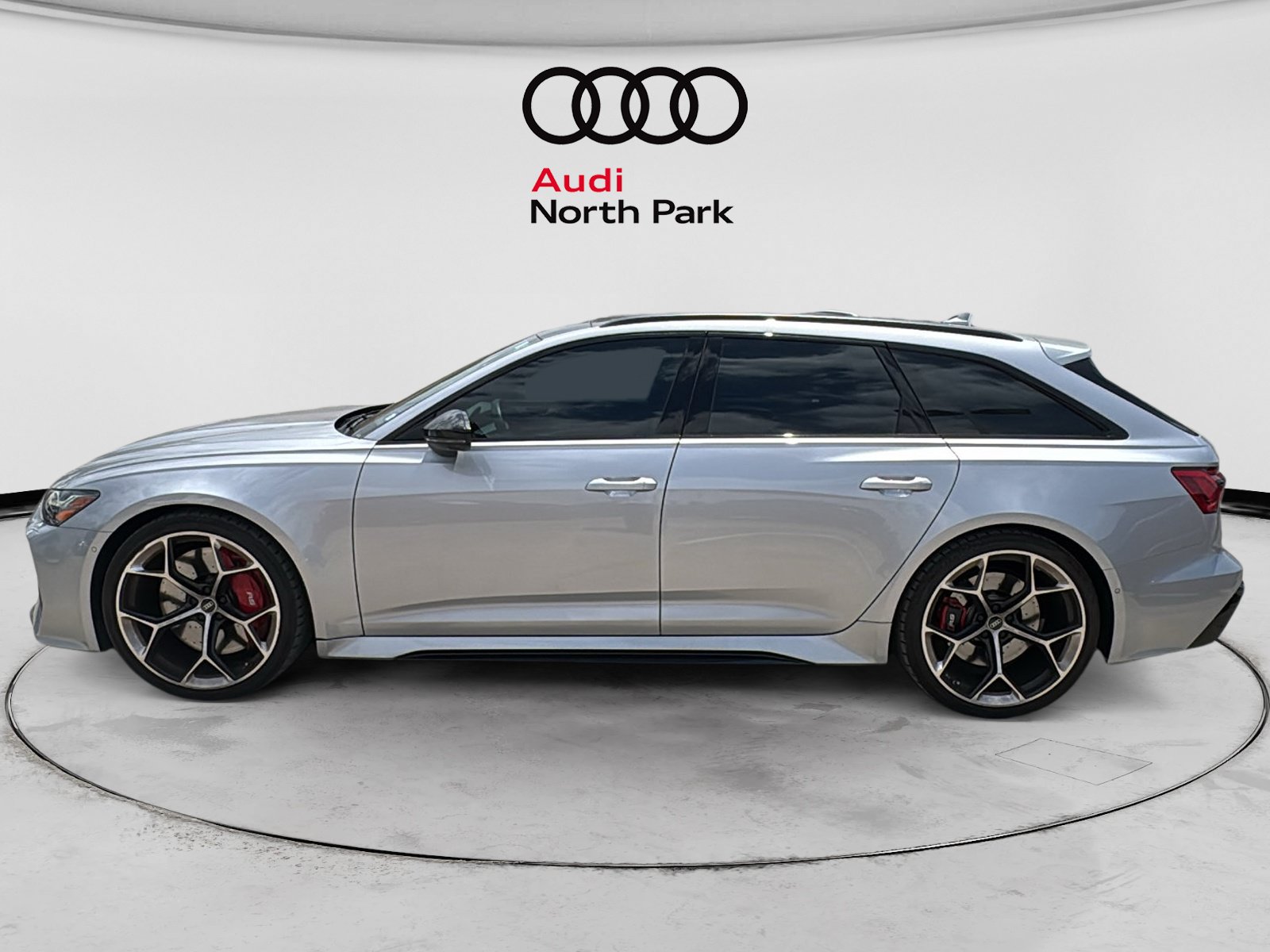 Used 2024 Audi RS 6 performance AWD/4WD image 4