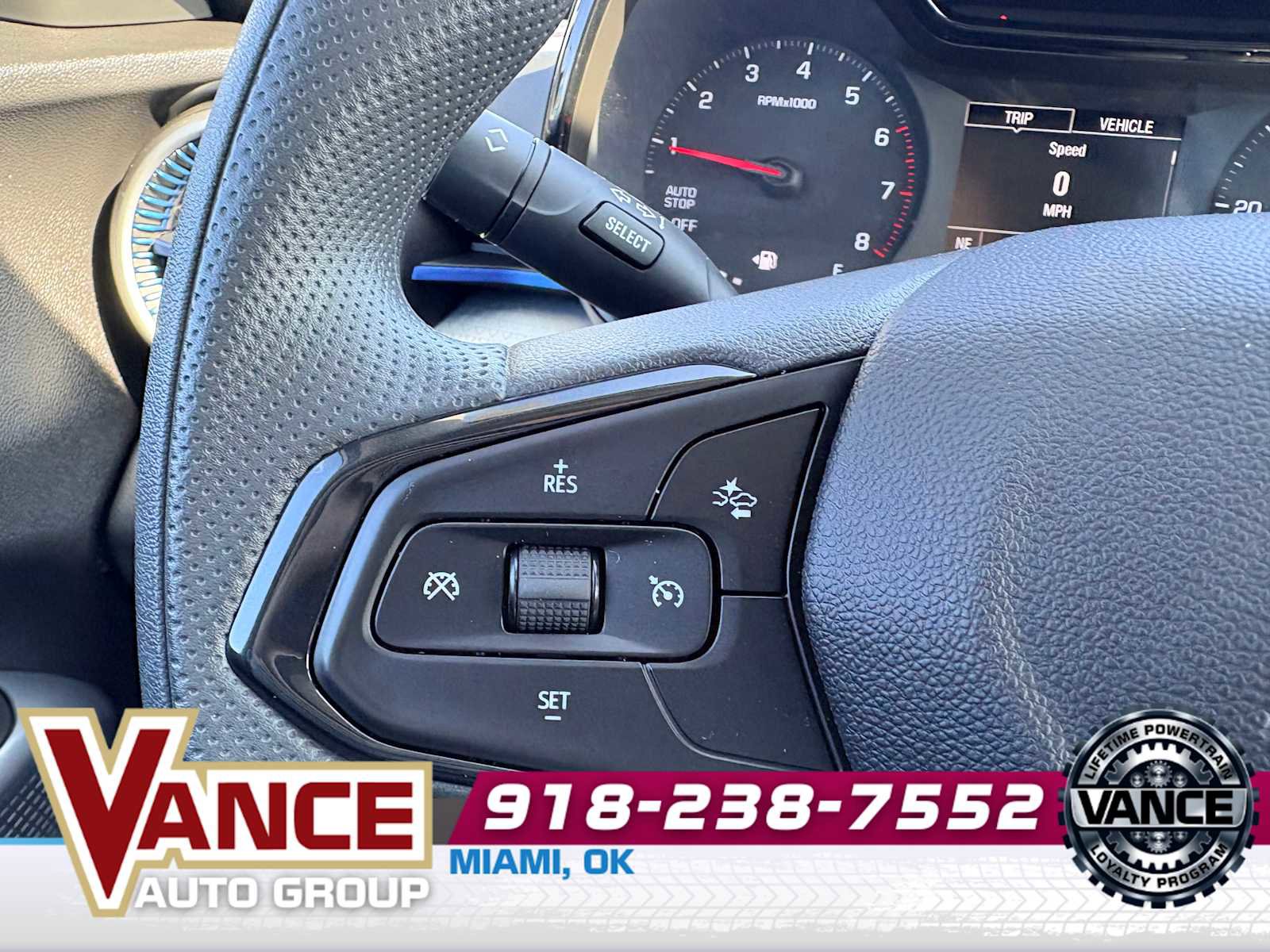 Used 2025 Chevrolet Trax LS w/ LS Convenience Package image 27