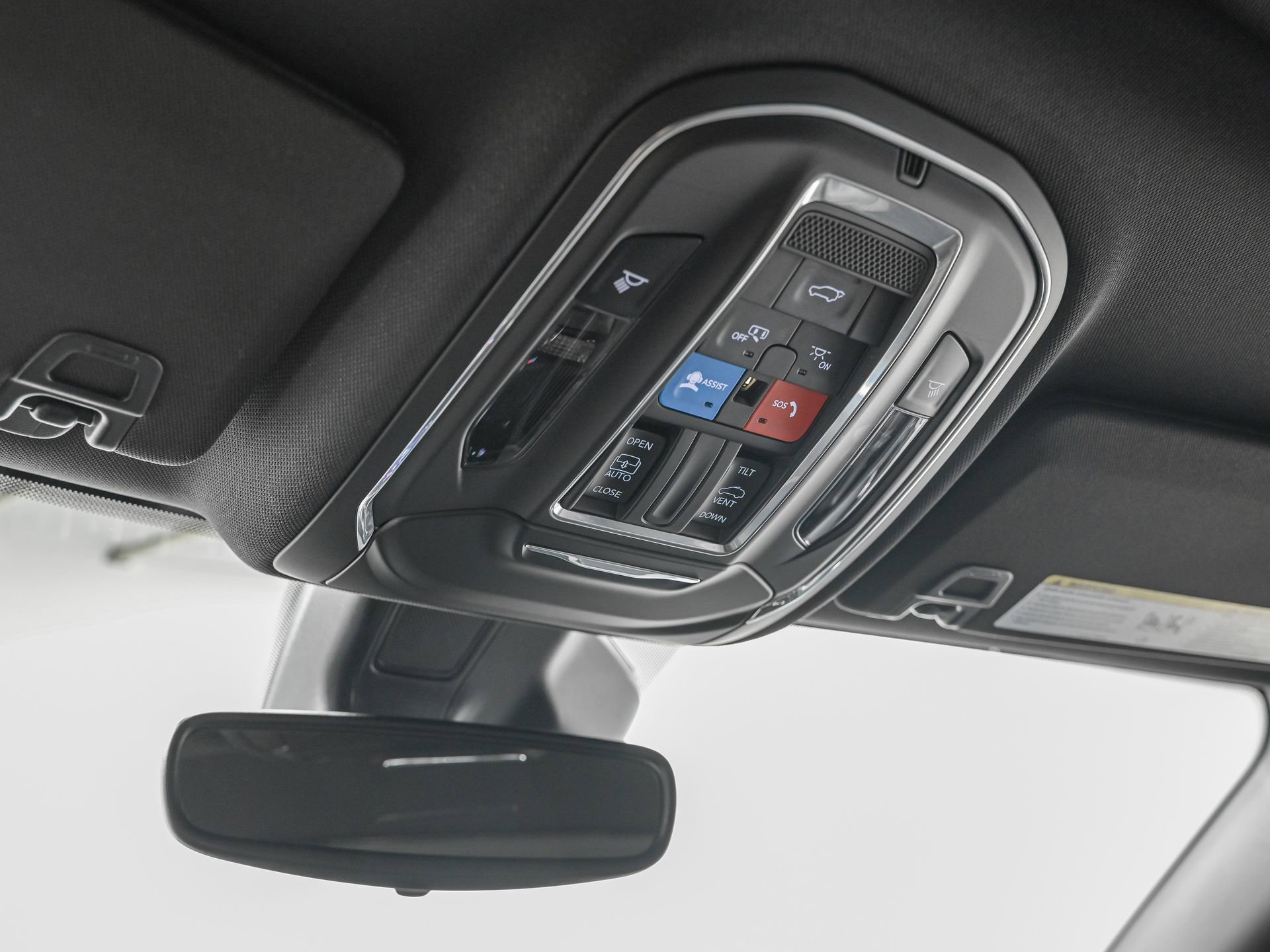 Used 2024 Jeep Grand Cherokee Altitude image 24