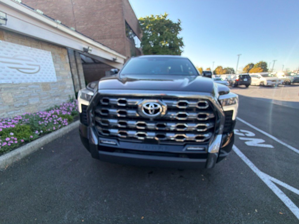 Used 2022 Toyota Tundra Platinum w/ Advanced Package AWD/4WD image 3