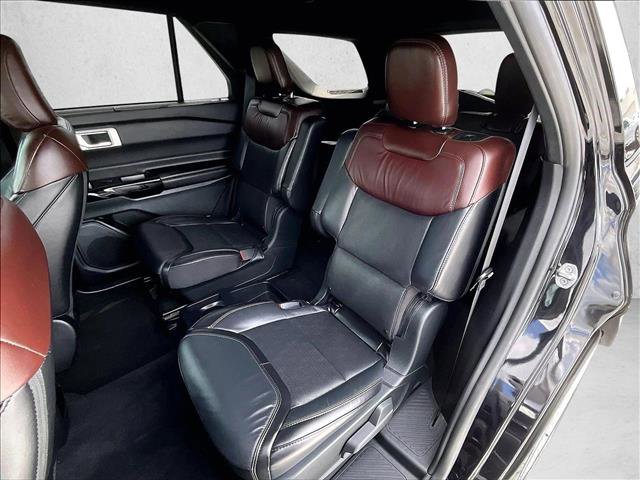 Used 2021 Ford Explorer Platinum w/ Equipment Group 601A image 28