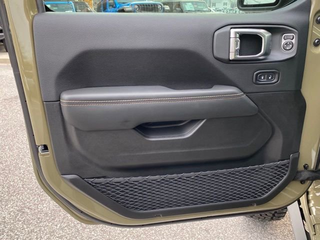 New 2025 Jeep Gladiator Sport image 10