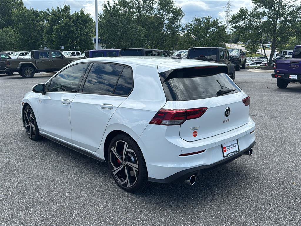Used 2025 Volkswagen GTI SE FWD image 4