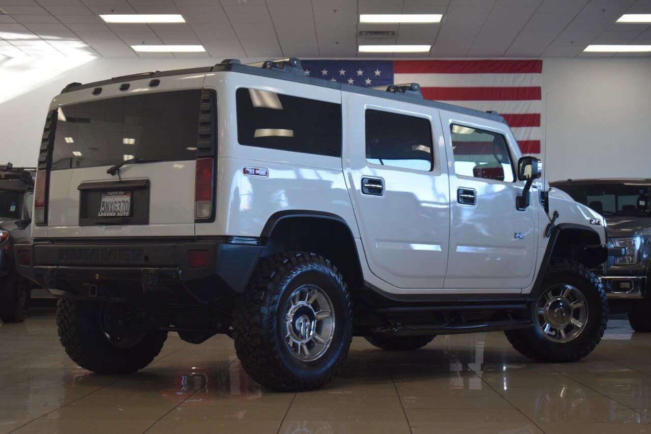 Used 2005 HUMMER H2 w/ Preferred Equipment Group image 35