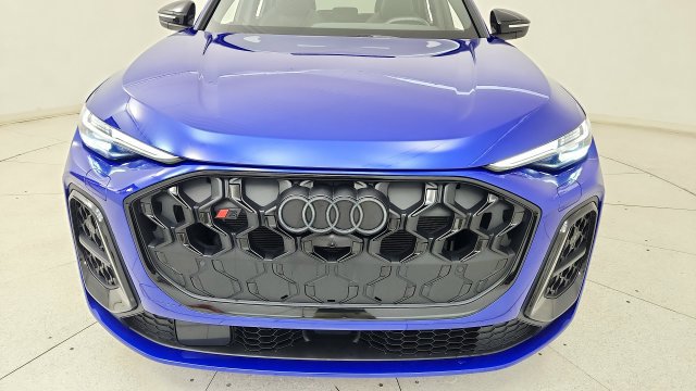 Used 2025 Audi SQ5 Premium Plus AWD/4WD image 24