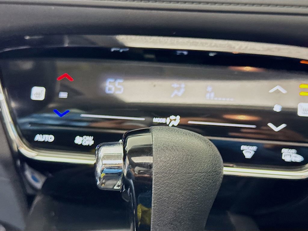 Used 2018 Honda HR-V EX image 16