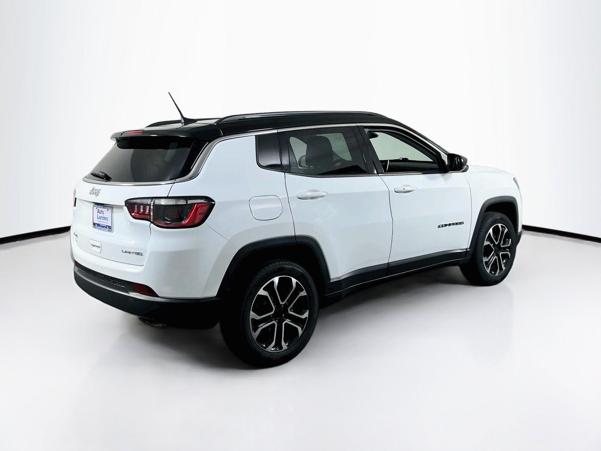Used 2022 Jeep Compass Limited w/ Sun and Sound Group AWD/4WD image 5