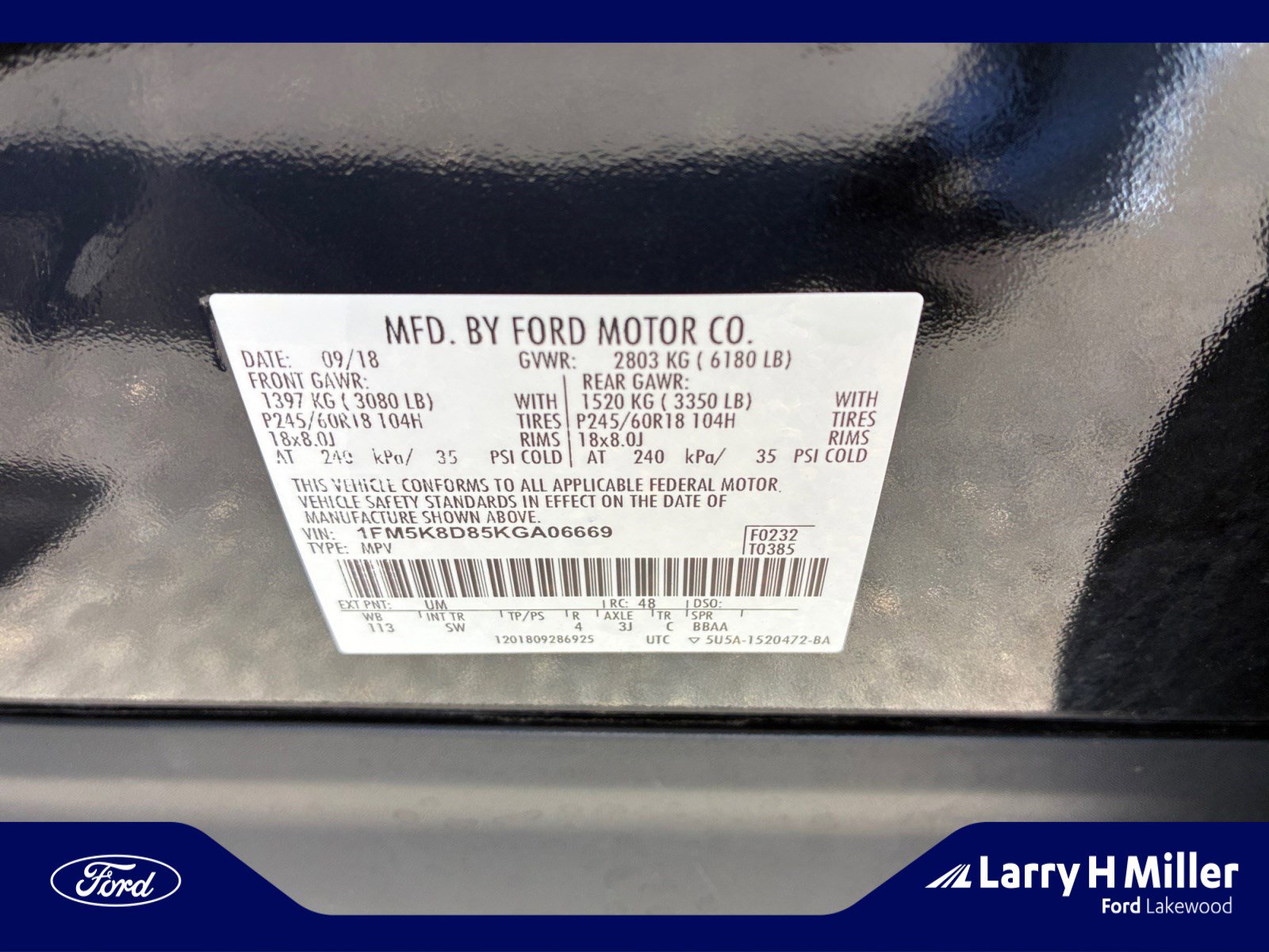 Used 2019 Ford Explorer XLT w/ Equipment Group 202A AWD/4WD image 25