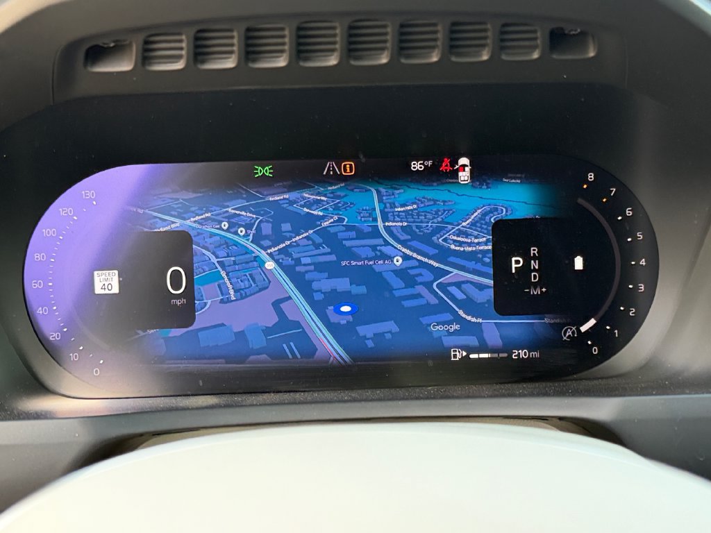 Certified 2024 Volvo XC90 B6 Plus AWD/4WD image 24