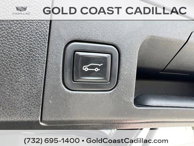 Certified 2023 Cadillac XT4 Luxury FWD image 12