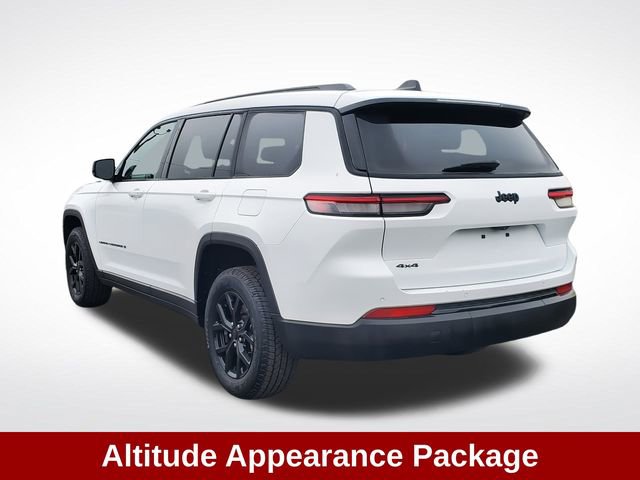 Used 2024 Jeep Grand Cherokee L Laredo image 3