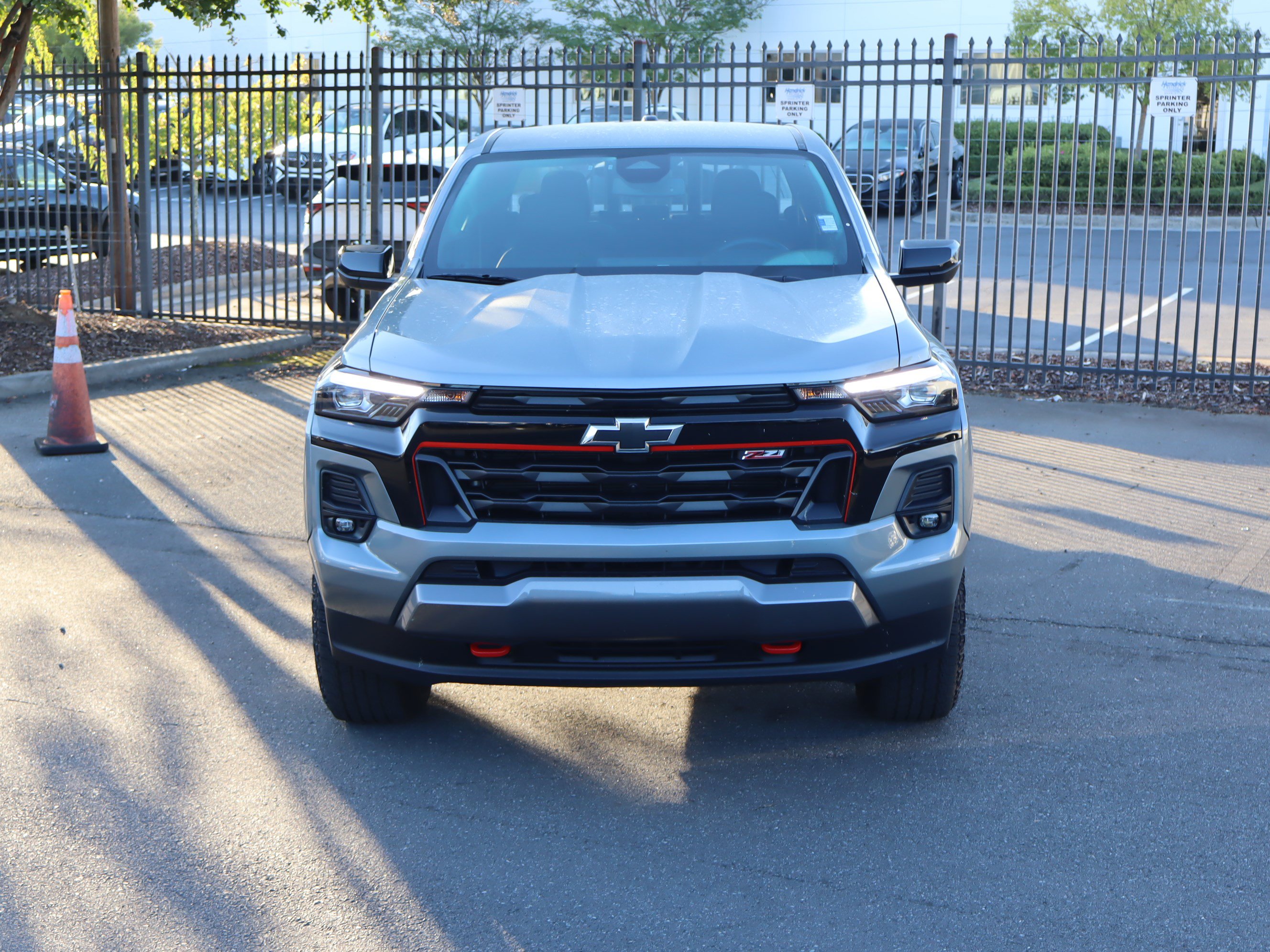 Used 2024 Chevrolet Colorado Z71 w/ Z71 Convenience Package 2 AWD/4WD image 3