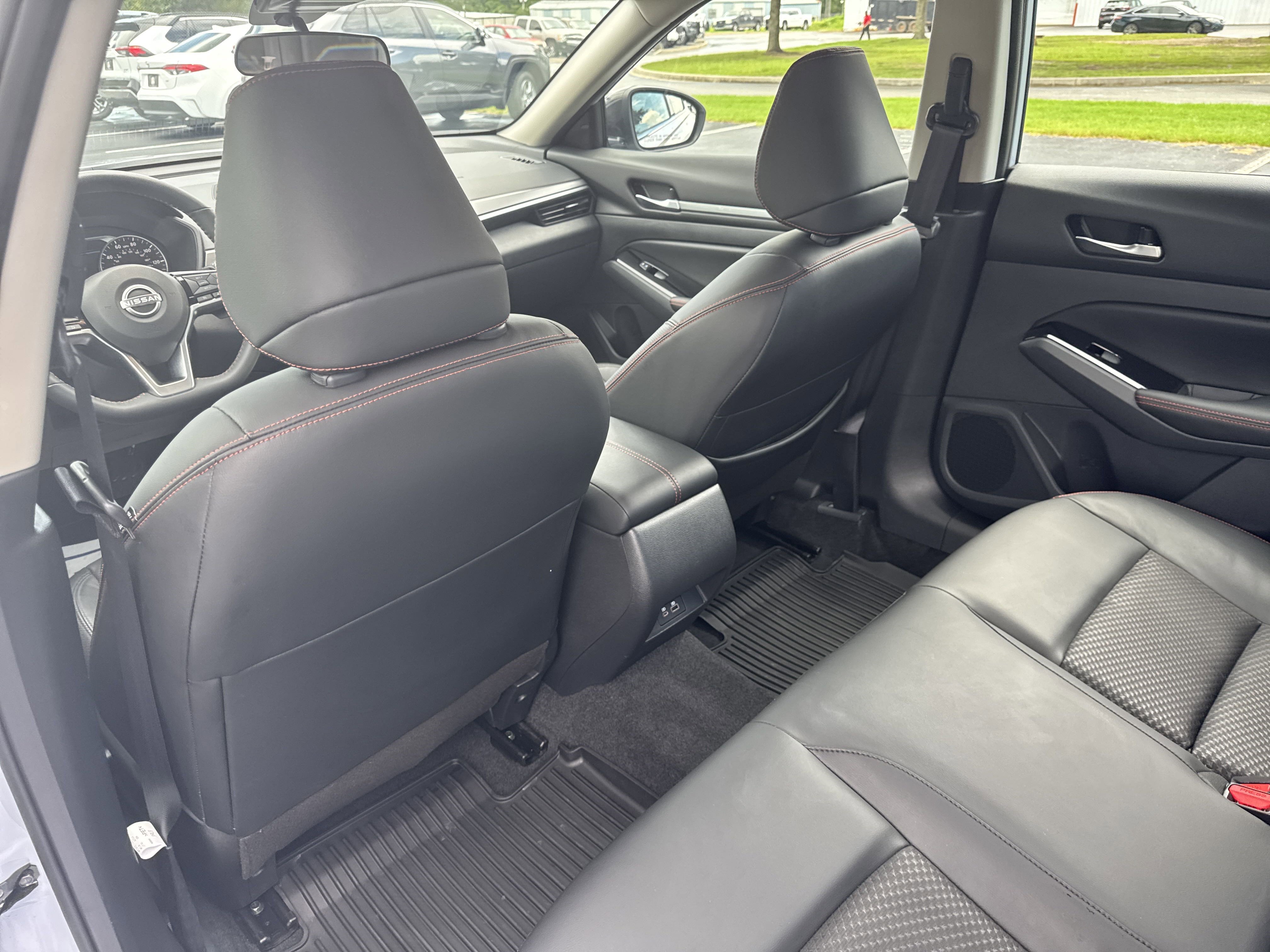 Used 2024 Nissan Altima 2.5 SR image 25