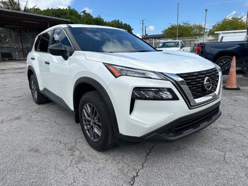Used 2021 Nissan Rogue S image 7
