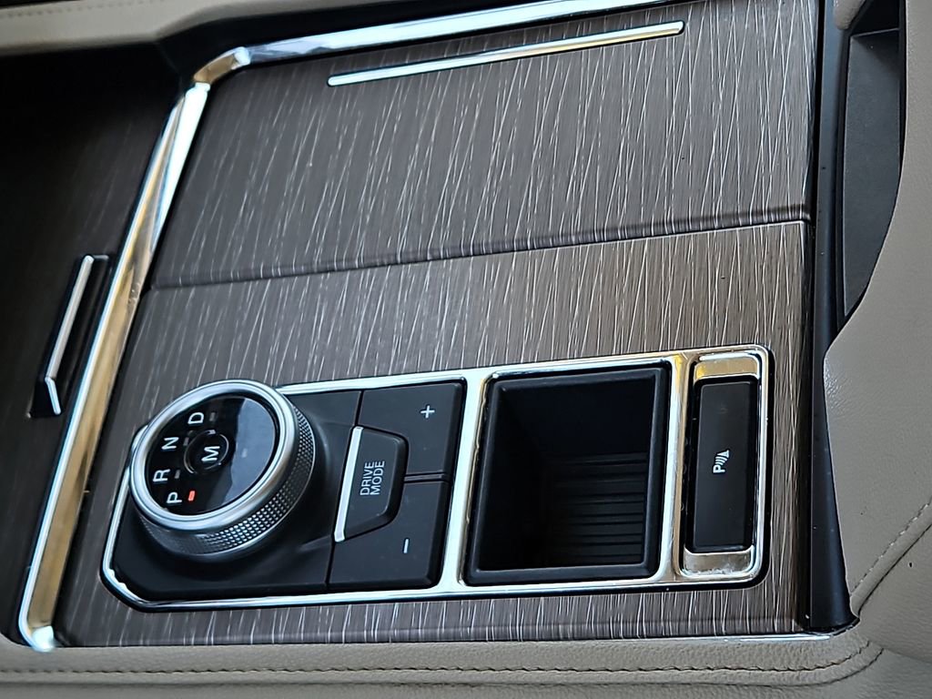 Used 2024 Ford Expedition Limited RWD image 26