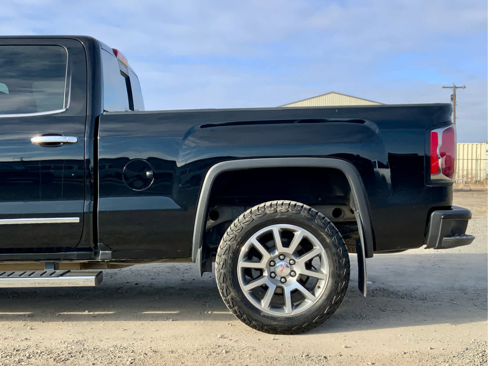 Used 2018 GMC Sierra 1500 Denali image 12