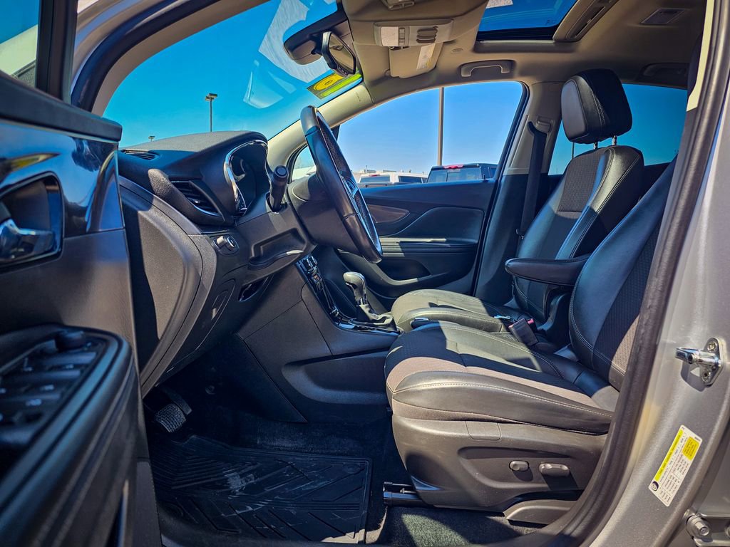 Used 2018 Buick Encore Preferred w/ Experience Buick Package image 11